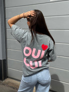 T-Shirt mit Herz-Detail auf dem Rücken