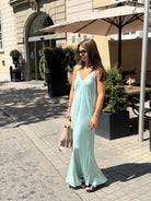 Trägerkleid in Aqua – 100 % Viskose, ideal für heiße Tage