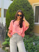 Damen Leo-Shirt in Pink – Sommerlook mit fließender Passform