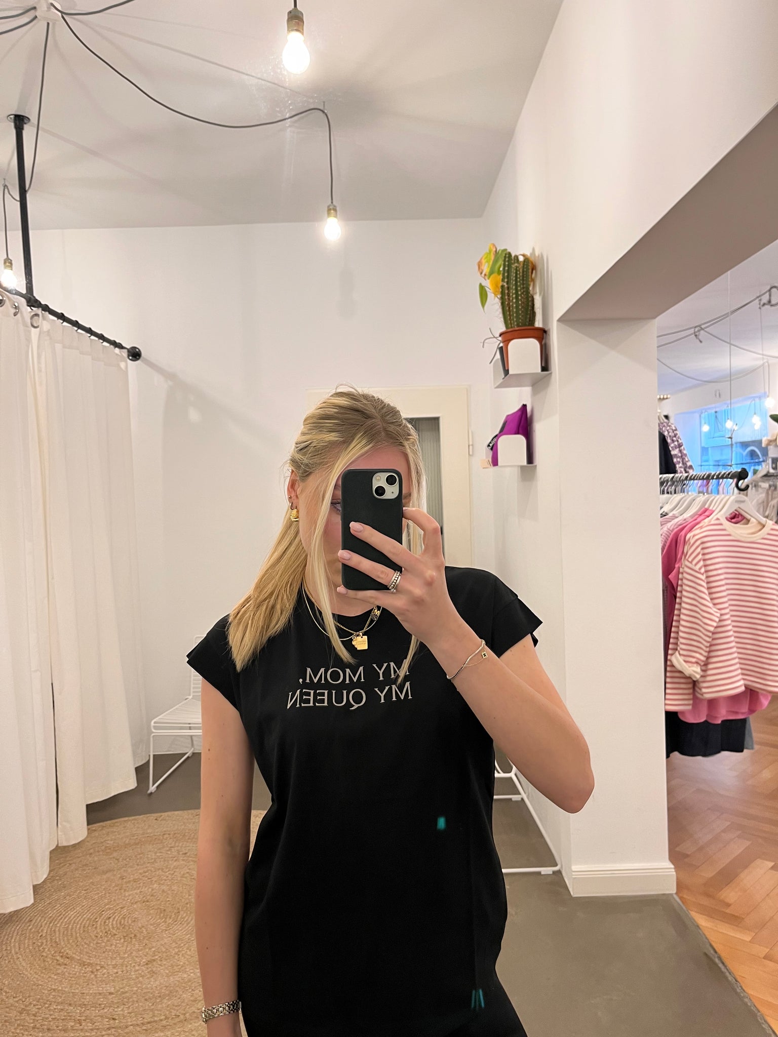 frauensache Shirt My Mom My Queen schwarz grau